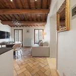 Casa Caterina Dietro Porta Borsari * Verona