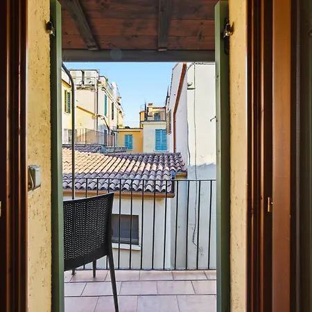 Casa Caterina Dietro Porta Borsari דירה